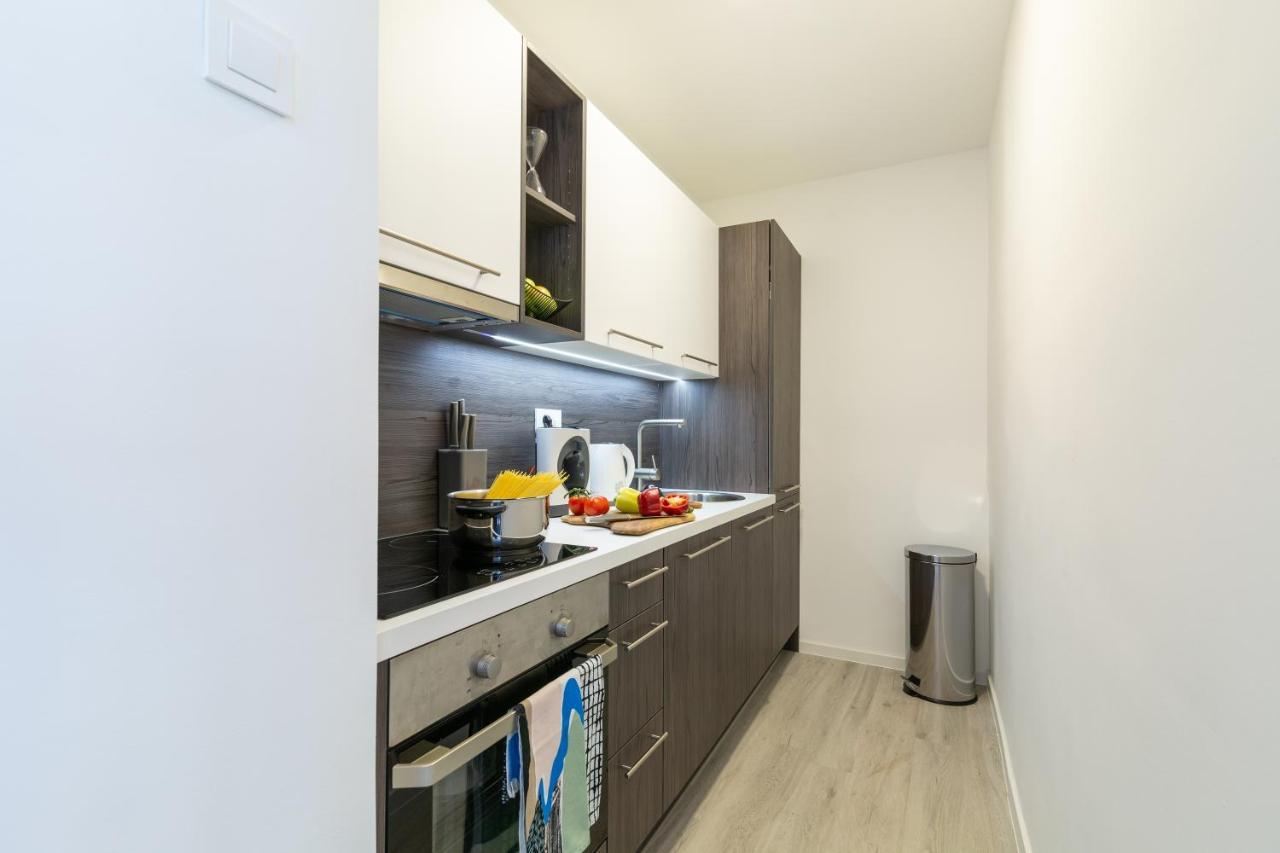 Market Inn - Zagrebacka Rijeka Exteriör bild